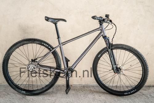 Priority Bicycles 600x specificaties